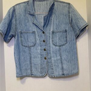 Light Blue Denim Button-Up Slightly Cropped Shirt | woman’s size medium